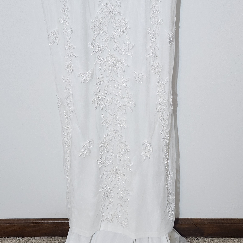 Lulus White Beaded Mermaid Wedding Dress with Sequins NWT Size Large - Picture 8 of 12